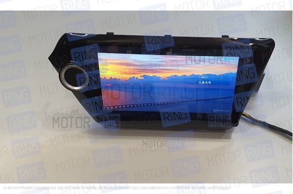 Мультимедийная система (магнитола) Teyes CC2L Plus Андроид 8.1 (4 ядра, 2/32Gb) с комплектом для установки для Kia Rio3