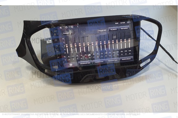 Мультимедиа (магнитола) Teyes CC2 Plus 3\32 ga 9 дюймов Андроид 10 с комплектом для установки для Лада Веста