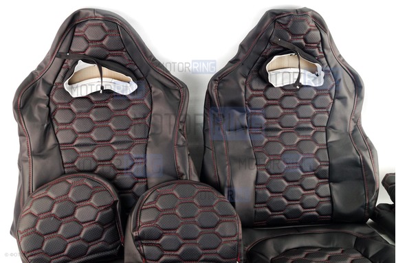 Обивка (не чехлы) сидений Recaro экокожа (центр с перфорацией) с цветной строчкой Соты для ВАЗ 2108-21099, 2113-2115, 5-дверная Нива 2131
