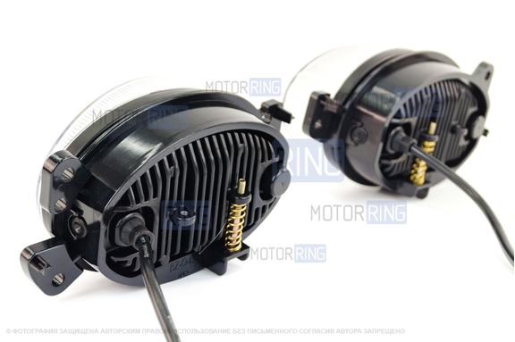 Двухцветные диодные ПТФ Sal-Man 50W 4600lux (бело-синий 6000К и желтый 3000К) 50W овальные для Мерседес Бенц