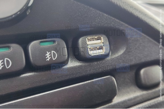 USB зарядное на 2 слота для ВАЗ 2108-21099, 2110-2112 с европанелью, 2113-2115, Лада Калина, Нива Тревел, Шевроле Нива