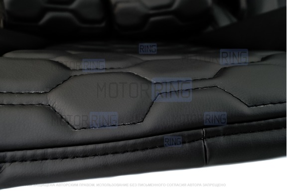 Обивка (не чехлы) сидений Recaro экокожа гладкая с цветной строчкой Соты для ВАЗ 2111, 2112, Лада Приора хэтчбек, универсал