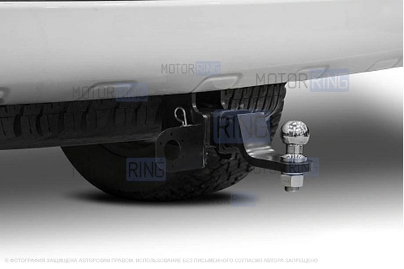 Фаркоп Berg F.5713.006 с шаром типа E (2500кг) для Toyota Land Cruiser 200 c 2007 г.в.