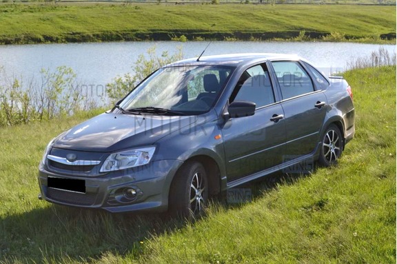 Декоративная решетка радиатора GT для Лада Гранта