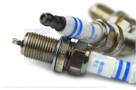 Комплект свечей зажигания BOSCH PLATINUM для 16 кл ВАЗ 2110-2112, 2114, Лада Калина, Приора, Гранта, Веста, Икс Рей