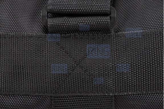 Сумка спортивная усиленная 1680D PVC с двумя увеличивающимся карманами в автобокс ArmAuto