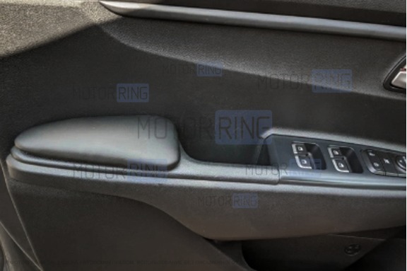 Подлокотники ArmAuto на передние двери для KIA Rio 4 с 2017 г.в.