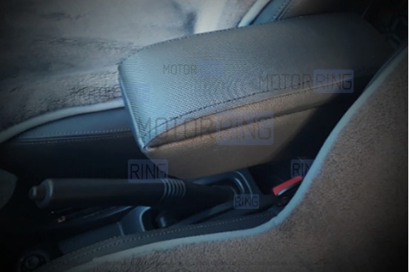 Подлокотник бокс ArmAuto из экокожи с магнитной застежкой для Nissan Terrano, Renault Duster 2009-2021 г.в., Logan 2005-2013 г.в., Sandero 2007-2012 г.в., Daewoo Matiz