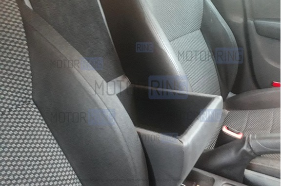 Подлокотник-бокс ArmAuto из экокожи с магнитной застежкой для Skoda Octavia А7 с 2013 г.в., KIA Soul с 2013 г.в., Volkswagen Jetta 2011-2018 г.в.