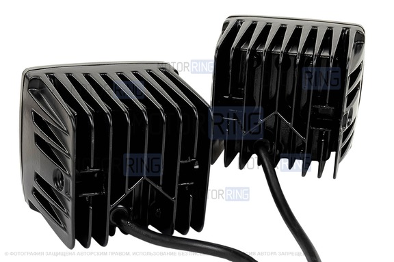 Двухрежимные универсальные светодиодные ПТФ Sal-Man 51W 4600lux (бело-синий 6000К и желтый 3000К) 3 линзы