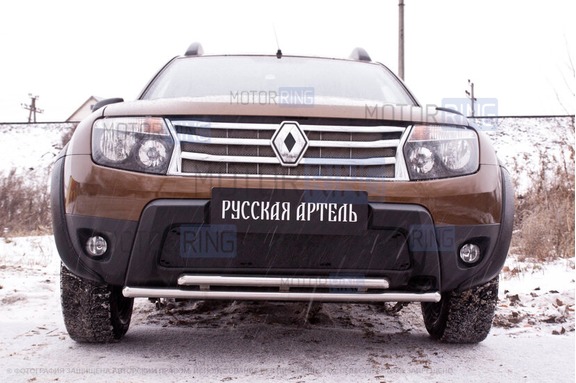 Зимняя заглушка решетки переднего бампера Русская Артель для Renault Duster 2010-2014 г.в. без ДХО и обвеса