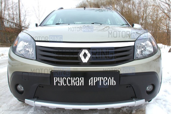 Зимняя заглушка решетки переднего бампера Русская Артель для Renault Sandero Stepway 2009-2013 г.в.