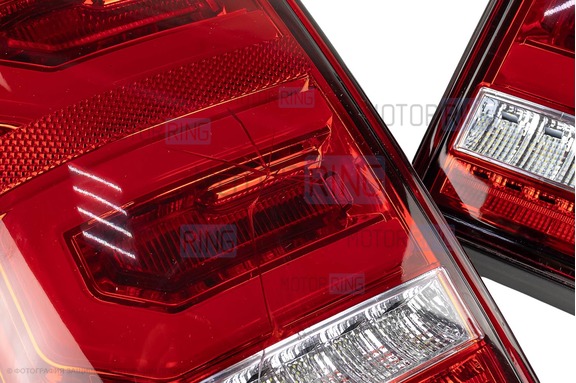 ДефектING! Диодные задние фонари TheBestPartner RED LED (красные) с бегающим повторителем для Лада 4х4, Нива Легенд 21213, 21214, 2131, Урбан (трещина на стекле, рекомендуется его замена)
