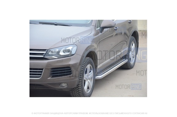 Защита порогов ТехноСфера стальная с алюминиевым листом d63,5 для Volkswagen Touareg 2010-2014 г.в.