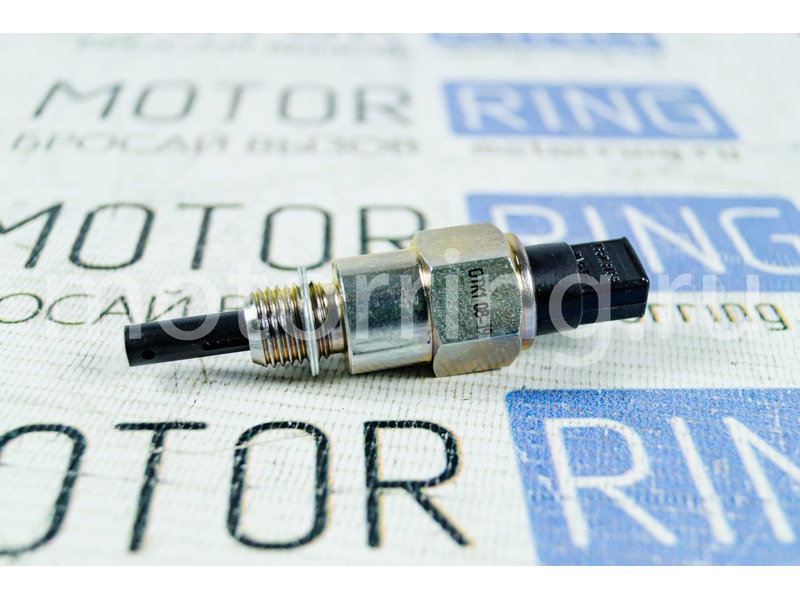 Датчик заднего хода 2108 пекар. Датчик заднего хода ваз 1118. Датчик заднего хода ваз 2108. Датчик заднего хода 2115. Датчик включения заднего хода 2108.